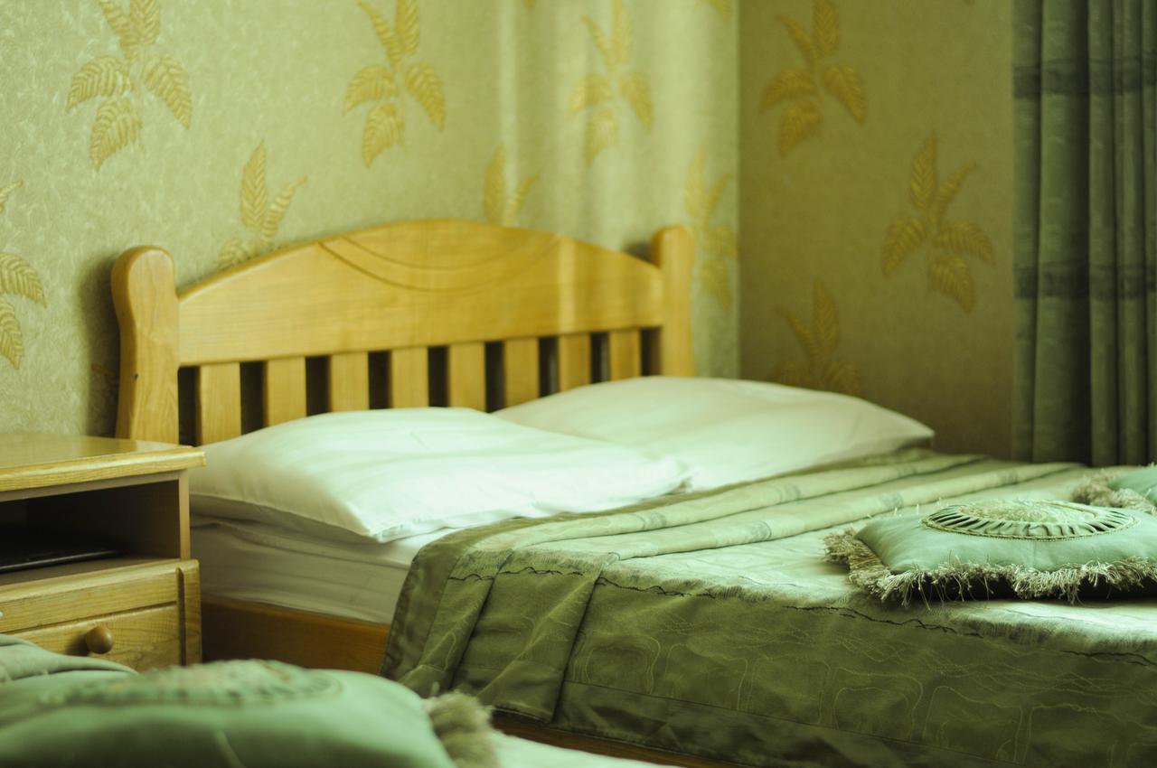 Don Kihot Hotel Novovolyns'k Habitación foto